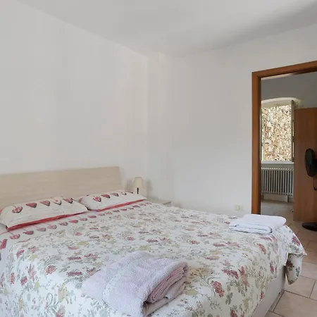 Casa Luciana Castelnuovo *