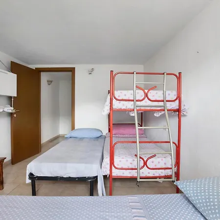 Casa Luciana Castelnuovo Tatil Evi